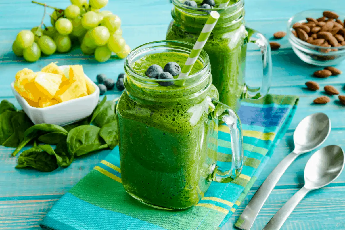 Iron Rich Smoothies Recipes A Tasty Way to Introduce Kale and Spinach in Your Diet