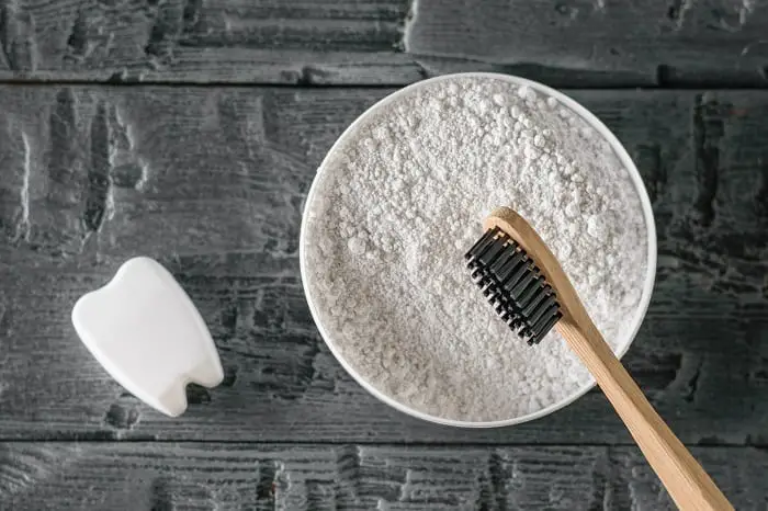 Tooth Powder vs Toothpaste. Which One is Better?