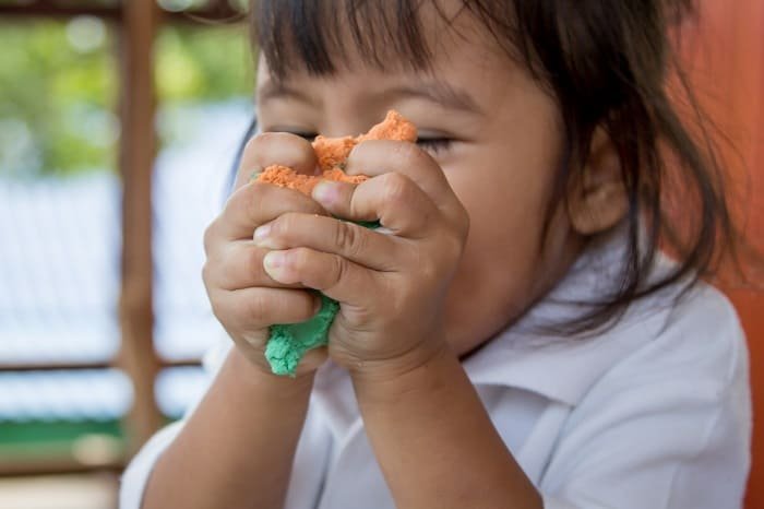 Is Play Doh Non Toxic Green Living Zone