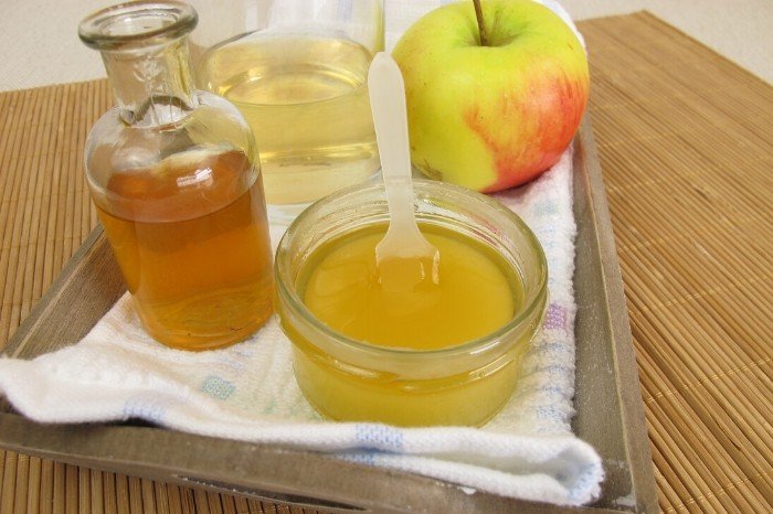 How to Make Honey and Apple Cider Mask