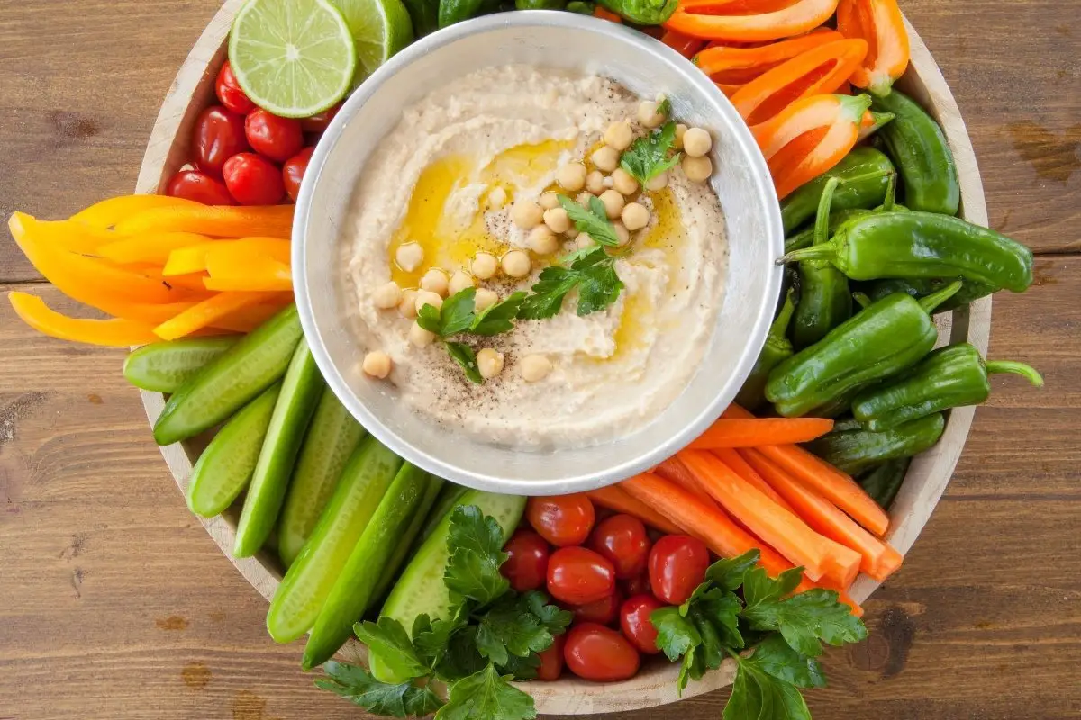 What Foods Are Suitable To Eat With Hummus - Green Living Zone