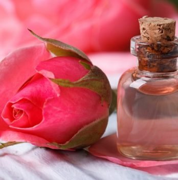 How To Make Rose Water Easily